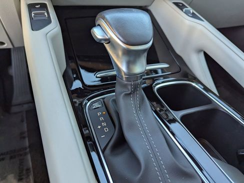 Certified 2024 Kia Telluride S image 24