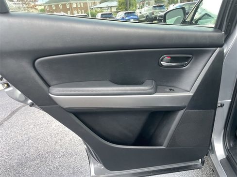 Used 2010 MAZDA CX-9 Grand Touring w/ Moonroof & Bose Audio Pkg image 22