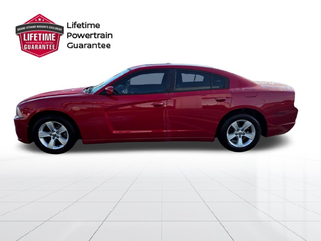 Used 2013 Dodge Charger SE w/ Connectivity Group RWD image 2