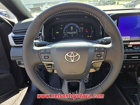 New 2026 Toyota Camry Hybrid w/ Multimedia Upgrade Package FWD image 13