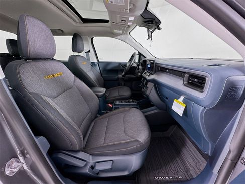 Used 2024 Ford Maverick Tremor w/ Tremor Off-Road Package image 30
