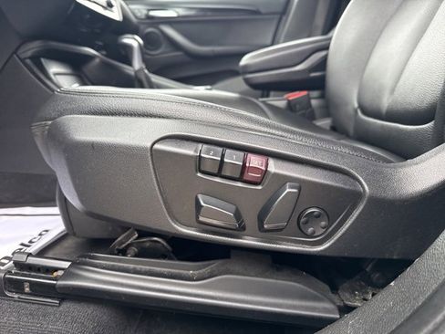 Used 2017 BMW X1 xDrive28i image 15