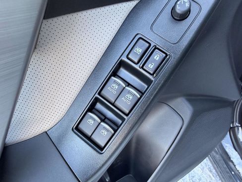 Used 2017 Subaru Forester 2.5i Limited image 14