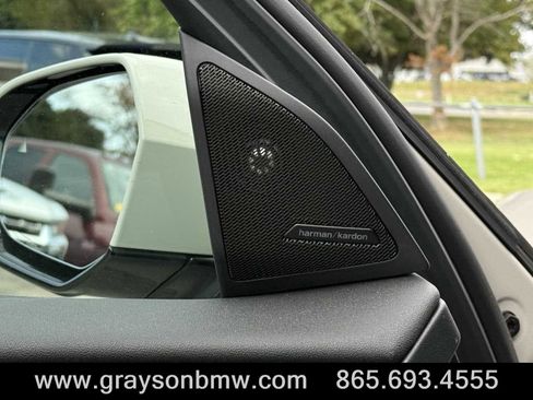 Used 2025 BMW X3 xDrive30i w/ Premium Package image 15