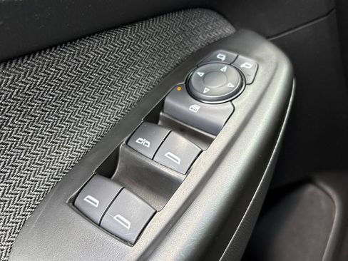 Used 2021 Chevrolet TrailBlazer LT w/ Convenience Package FWD image 8