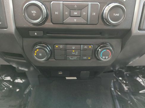Used 2017 Ford F150 XLT image 18