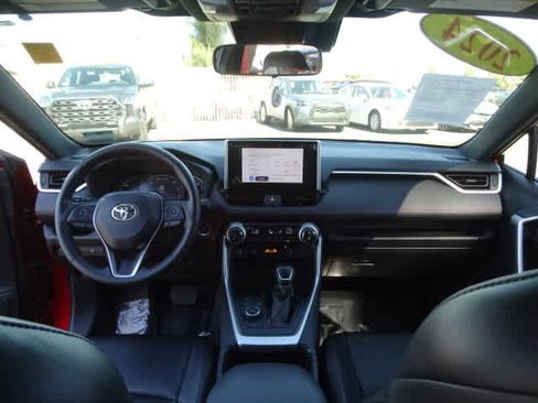 Certified 2024 Toyota RAV4 SE image 24