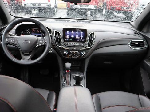 Used 2023 Chevrolet Equinox RS w/ RS Leather Package image 17