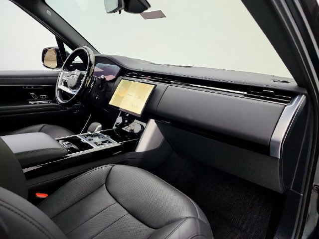 Certified 2023 Land Rover Range Rover SE AWD/4WD image 17