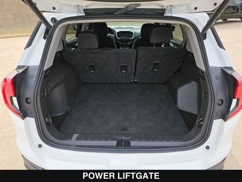 Used 2022 GMC Terrain SLE w/ Driver Convenience Package image 33