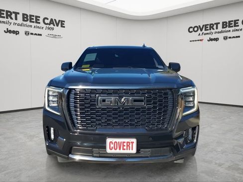 Used 2023 GMC Yukon Denali Ultimate image 2