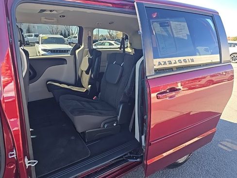 Used 2017 Dodge Grand Caravan SE w/ Power Window Group FWD image 24