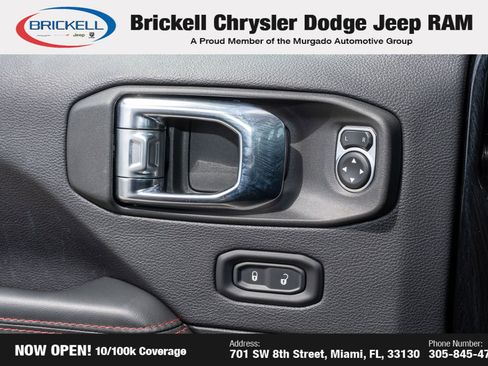 Used 2025 Jeep Wrangler Unlimited Rubicon image 26