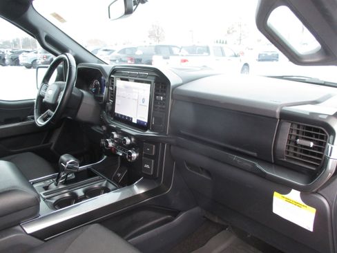 Used 2022 Ford F150 XLT w/ Equipment Group 302A High image 45