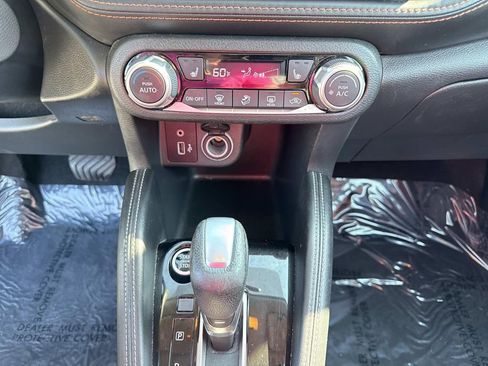 Used 2019 Nissan Kicks SR w/ SR Premium Package image 24