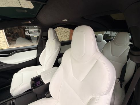 Used 2020 Tesla Model X Long Range AWD/4WD image 15