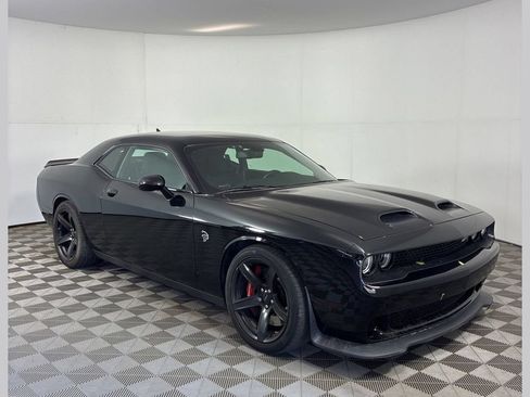 Used 2020 Dodge Challenger SRT Hellcat RWD image 1