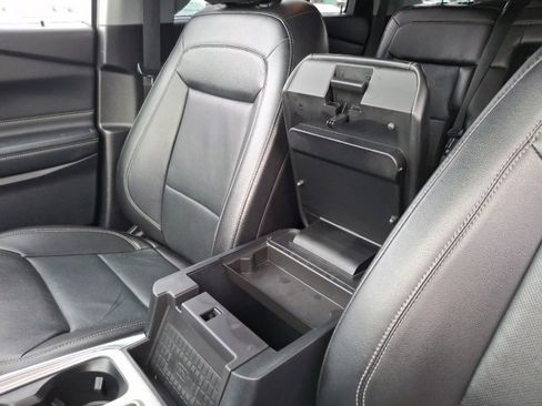 Used 2021 Ford Explorer Limited image 19