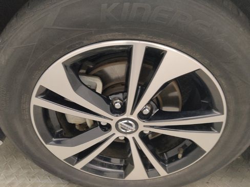 Used 2021 Nissan Sentra SV FWD image 31