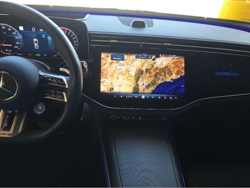 Used 2025 Mercedes-Benz E 53 AMG e 4MATIC Sedan w/ Driver Assistance Package image 11