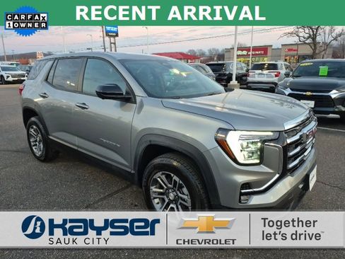 Used 2025 GMC Terrain Elevation w/ Technology Package II image 1