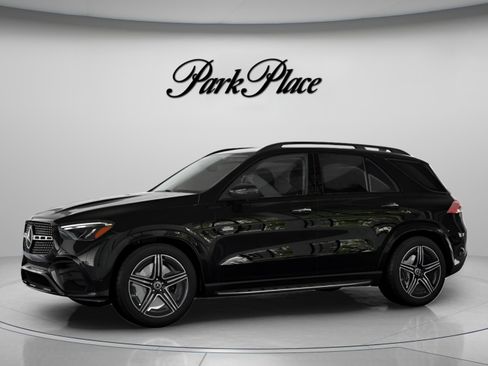 New 2026 Mercedes-Benz GLE 450 4MATIC image 3