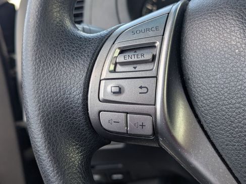 Used 2015 Nissan Altima 2.5 S w/ Power Driver Seat Package FWD image 18