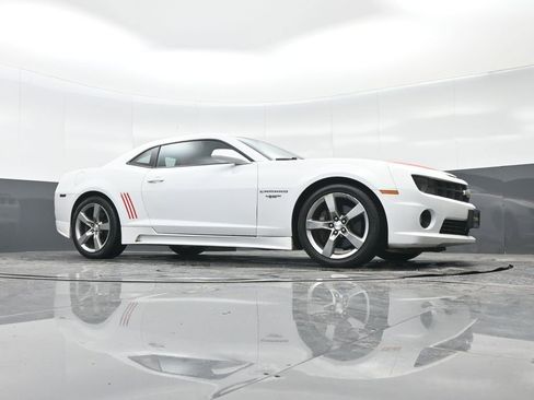 Used 2012 Chevrolet Camaro SS w/ RS Package image 32