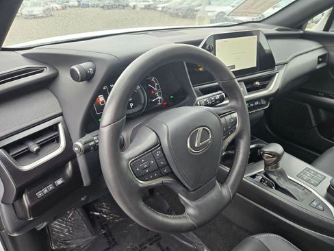 Used 2024 Lexus UX 250h F Sport FWD image 13