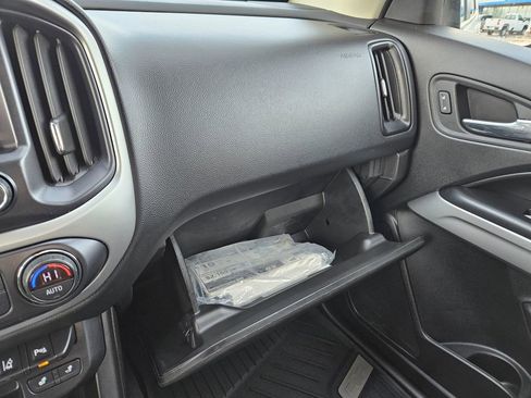 Used 2021 Chevrolet Colorado LT w/ Safety Package image 22