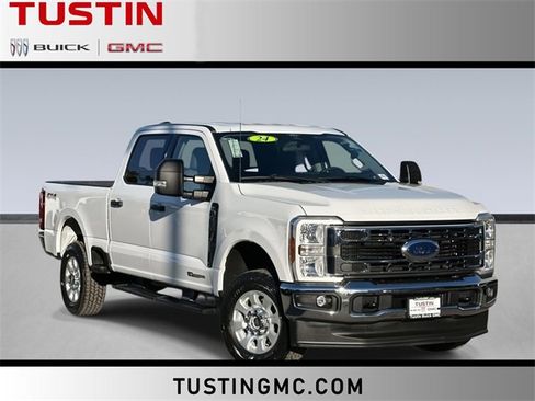 Used 2024 Ford F250 XLT image 1