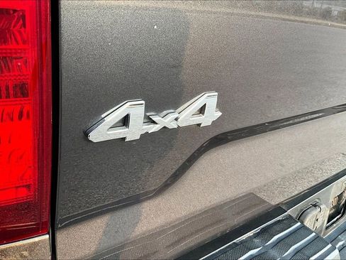 Used 2016 Toyota Tundra Limited w/ Limited Premium Package image 27