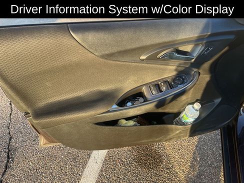 Used 2016 Chevrolet Malibu LT image 16