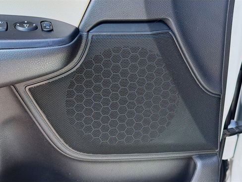 Used 2021 Honda CR-V LX image 23