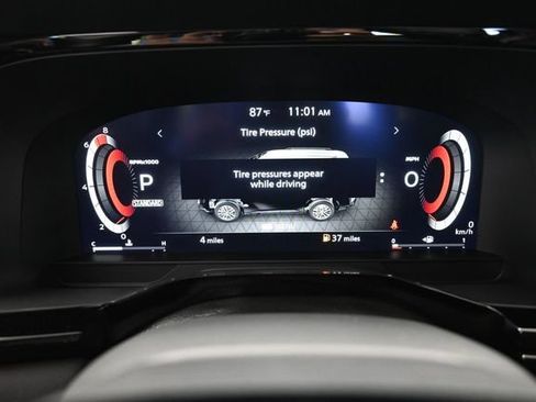 Used 2026 Nissan Pathfinder Platinum FWD image 43