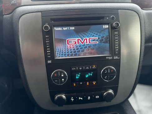 Used 2014 GMC Sierra 2500 SLT AWD/4WD image 30