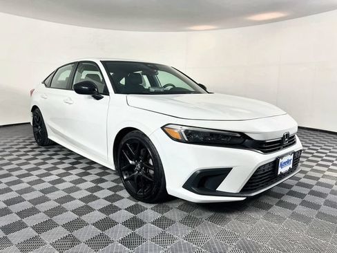 Used 2022 Honda Civic Sport image 8