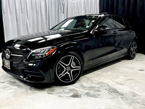 Used 2019 Mercedes-Benz C 300 4MATIC Sedan image 1