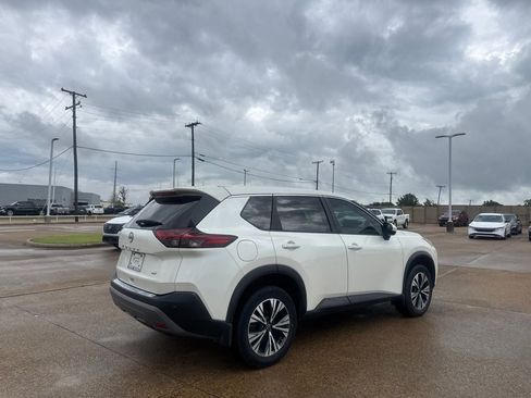 Used 2023 Nissan Rogue SV FWD image 18