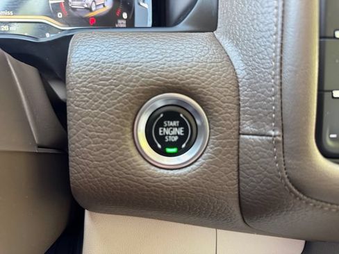 Used 2022 GMC Yukon Denali AWD/4WD image 20