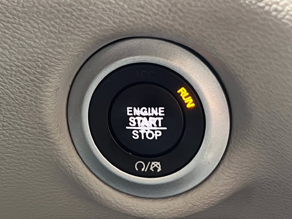 Used 2019 Chrysler Pacifica Touring-L FWD image 20