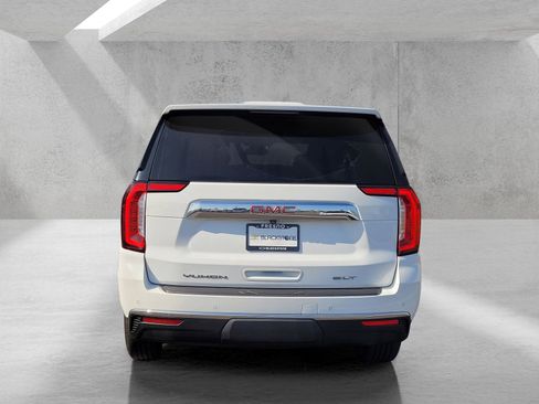 Used 2023 GMC Yukon SLT image 5