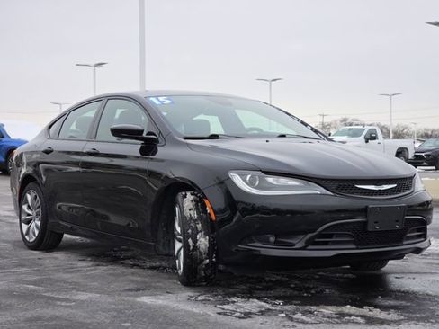 Used 2015 Chrysler 200 S w/ Comfort Group image 14