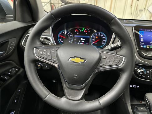 Used 2024 Chevrolet Equinox Premier AWD/4WD image 20
