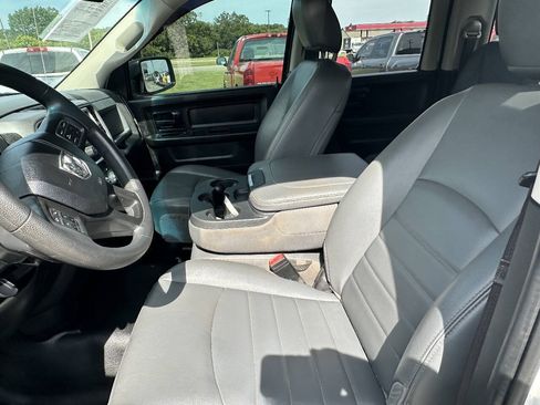 Used 2020 RAM 1500 Tradesman AWD/4WD image 11
