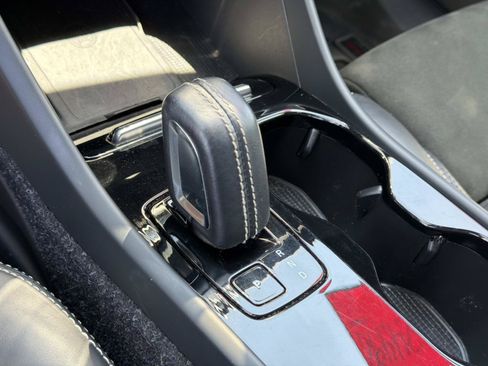 Used 2021 Volvo XC40 P8 Recharge AWD/4WD image 14
