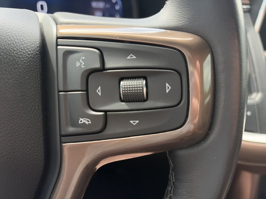 Used 2023 Chevrolet Tahoe High Country RWD image 23