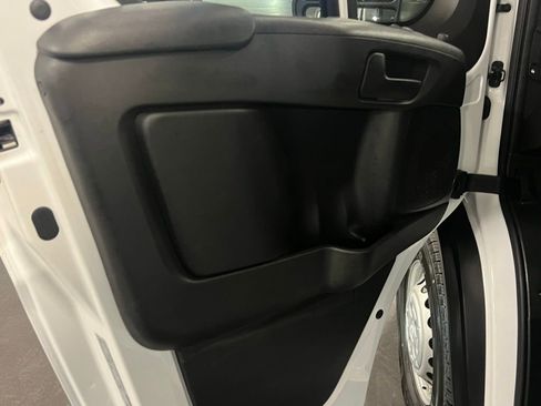 Used 2024 RAM ProMaster 3500 w/ Delivery Van Package image 20