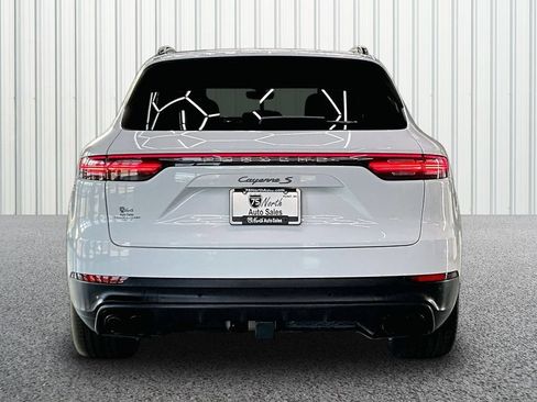 Used 2023 Porsche Cayenne S Platinum AWD/4WD image 5