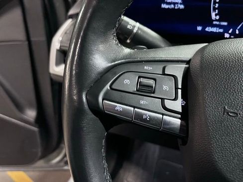 Used 2024 Cadillac XT4 Premium Luxury image 22